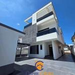 Luxurious 5 Bedroom Detached Duplex with Swimming Pool & Cinema in Lekki Phase 1 - ₦950M