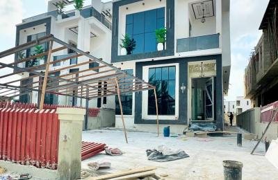 Luxurious 5-Bedroom Detached Home with Pool in Ikota, Lekki – N410M