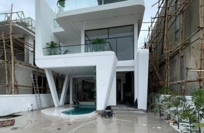Stunning 5-Bedroom Luxury Duplex with Pool & Terrace in Chevron, Lekki – N470M